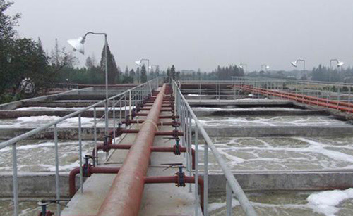 即使有超級大蟒蛇，污水處理廠泡沫問題還是得解決