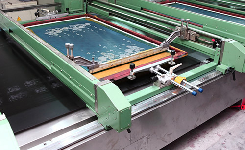 怎么解決紡織印染涂料印花中的泡沫問題