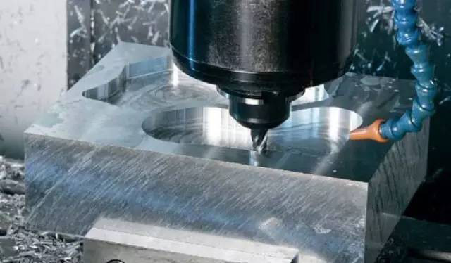 切削液泡沫產生和消除