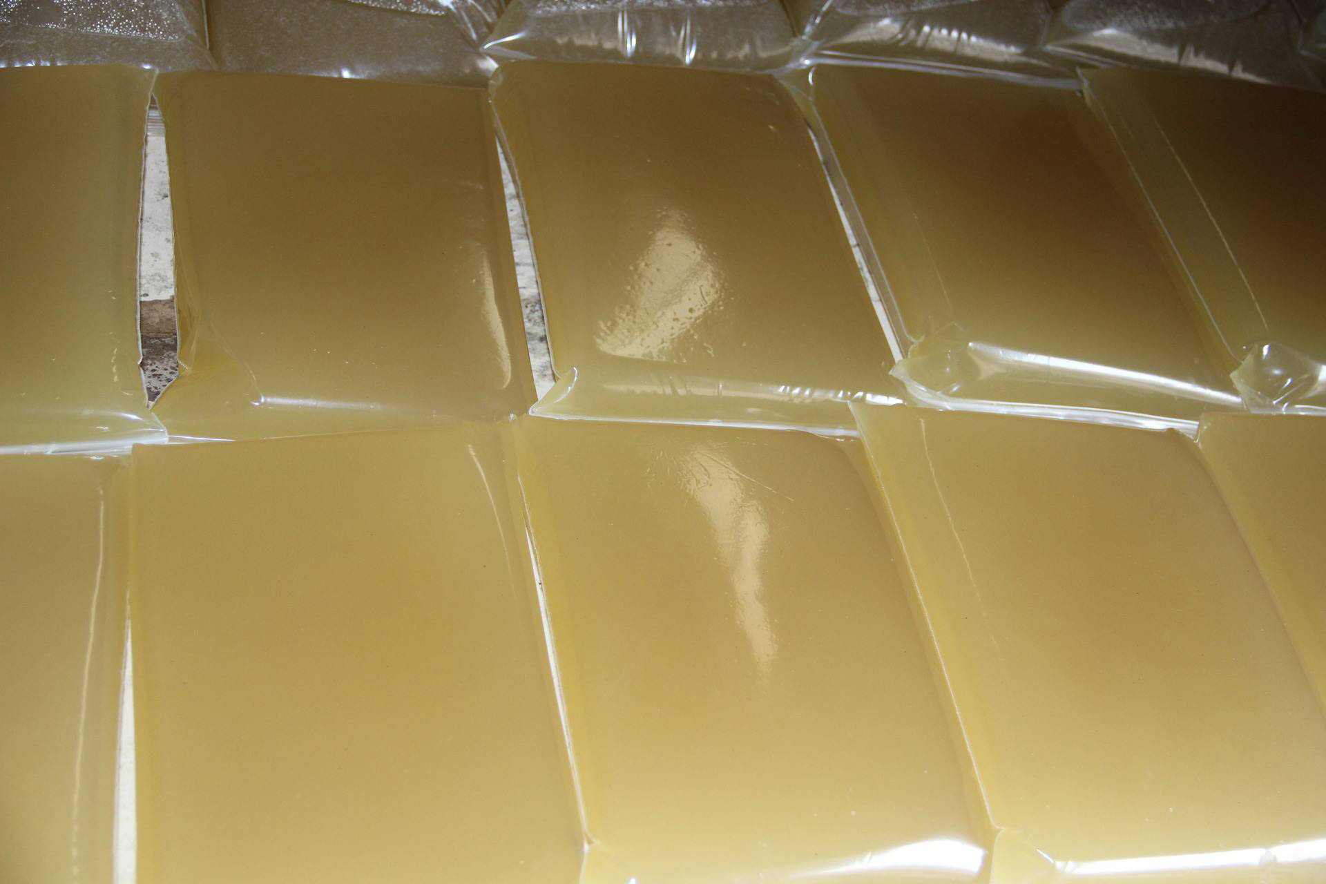 啫喱膠的親密搭檔，就是啫喱膠消泡劑