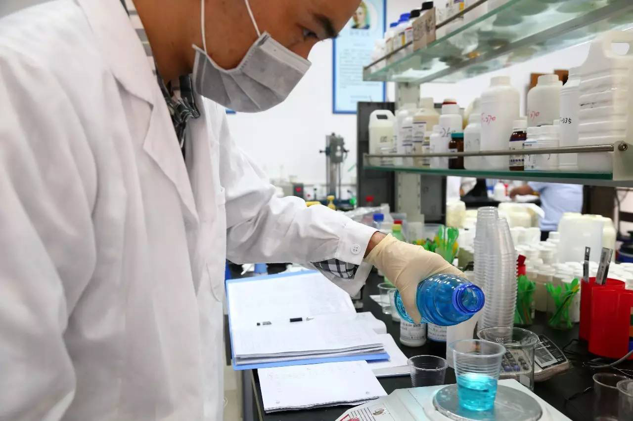 廣州消泡劑：中聯邦洗衣液用消泡劑，助力低泡洗衣液研發