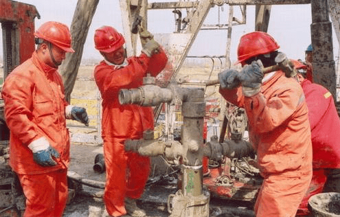 走近“傳說中”的中聯(lián)邦，了解固井砂泥消泡劑暢銷的秘密