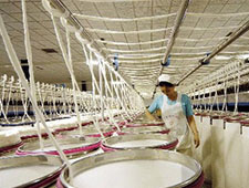 紡織印染起泡還不使用紡織印染消泡劑？是覺得紡織印染起泡的危害不夠大？