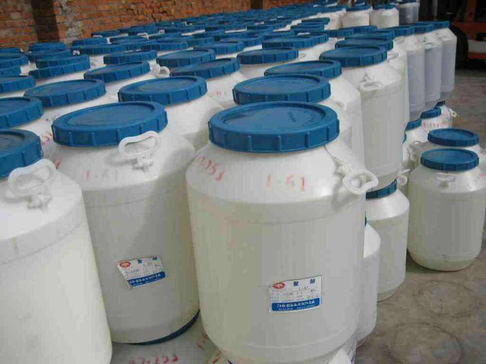 泡沫導(dǎo)致生產(chǎn)設(shè)備出現(xiàn)問(wèn)題？gpe消泡劑可以為你解答！