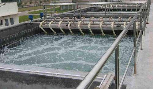 原來是沒用電鍍水處理消泡劑，難怪泡沫如此猖狂！