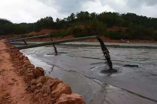 工業(yè)廢水消泡劑能避免泡沫對產(chǎn)品質(zhì)量的影響