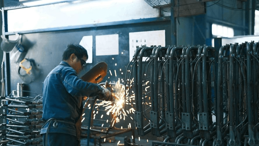 工業消泡劑：帶領工業生產進入無泡時代